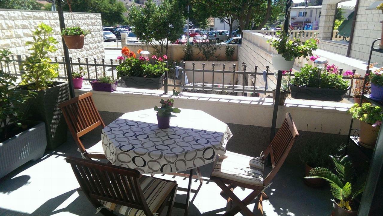 Apartments Dalia House Хвар Экстерьер фото